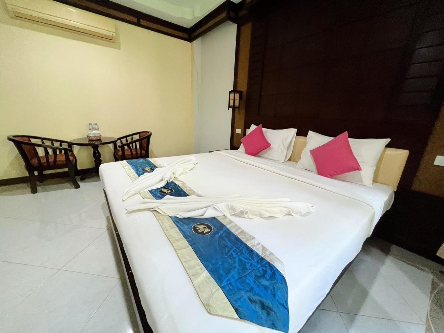 Dream Valley Resort, Tonsai Beach Exterior photo