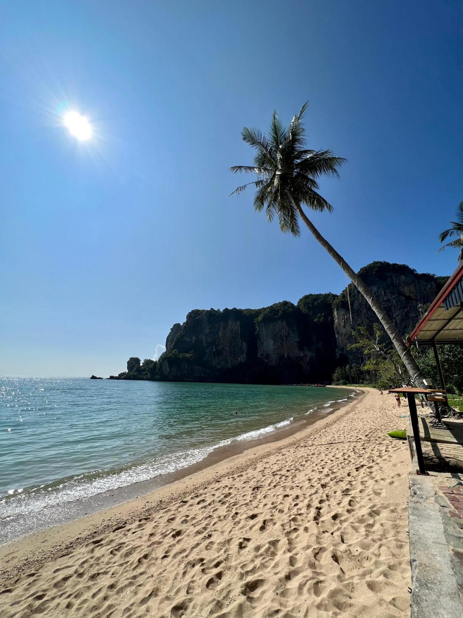 Dream Valley Resort, Tonsai Beach Exterior photo